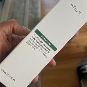 White Cleanser & Exfoliant Skincare